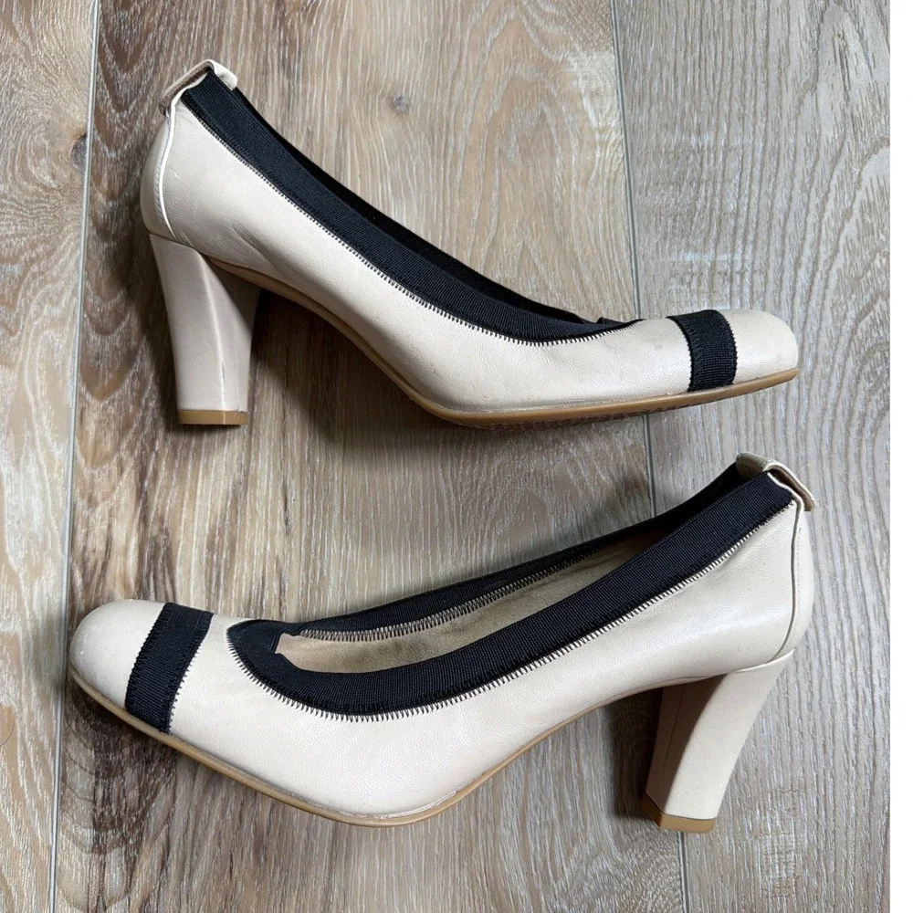 Stuart Weitzman Cream Leather Cap Toe Block Heel Pumps Size 7.5 Quiet Luxury⁠